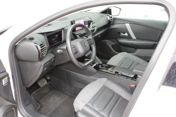 Citroën C4 X SHINE  1,2 PureTech 130k EAT8 - Image 10