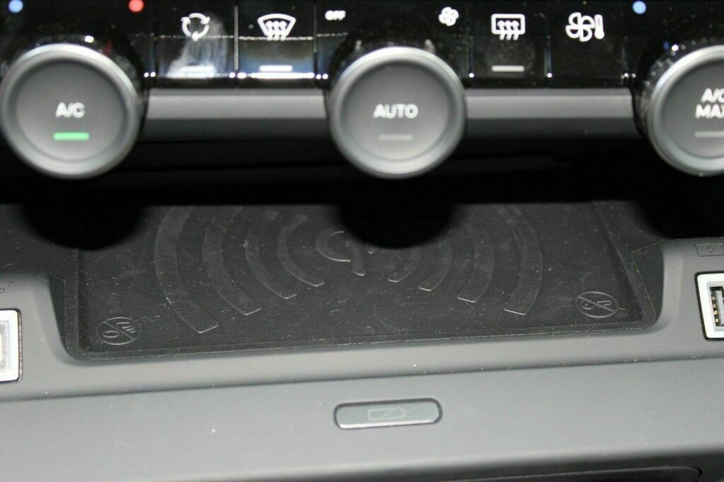 Citroën ë-C4 X SHINE Electric 136k (100 kW) - Image 12