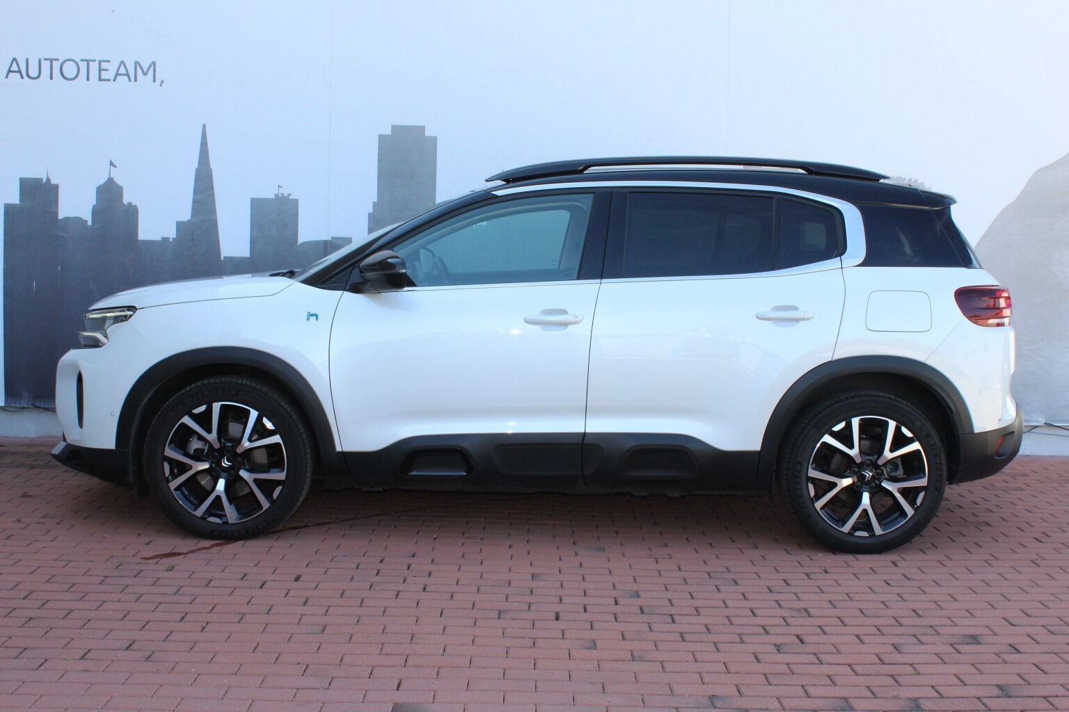 Citroën C5 Aircross MAX Plug-in Hybrid 225 e-EAT8 - Image 2