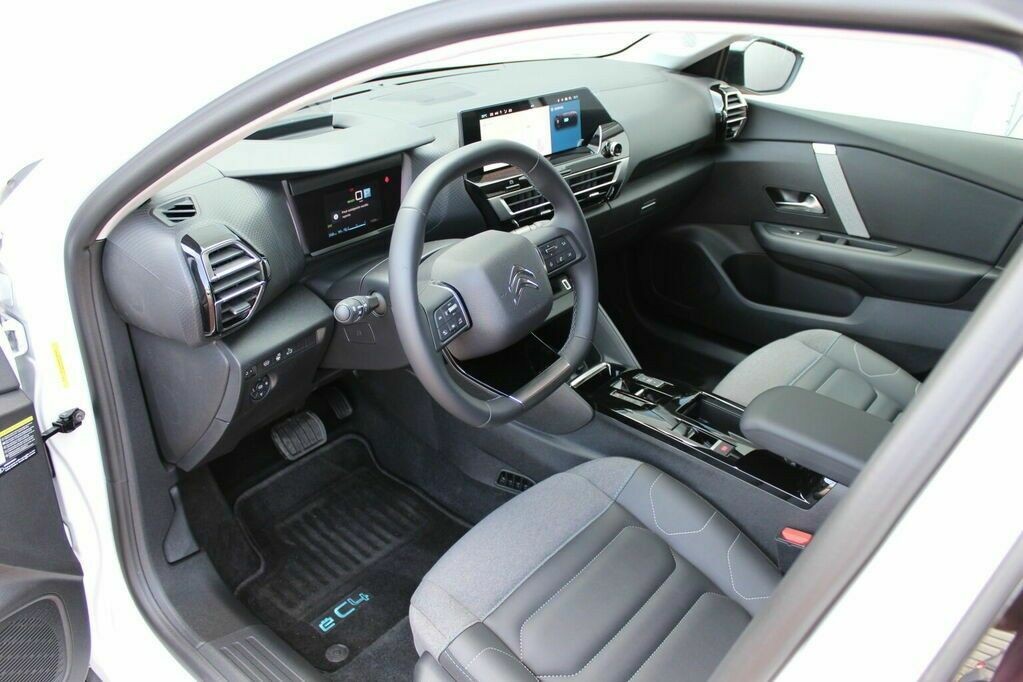 Citroën ë-C4 X SHINE Electric 136k (100 kW) - Image 9