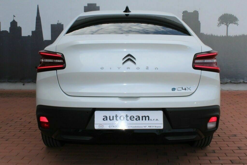Citroën ë-C4 X SHINE Electric 136k (100 kW) - Image 6