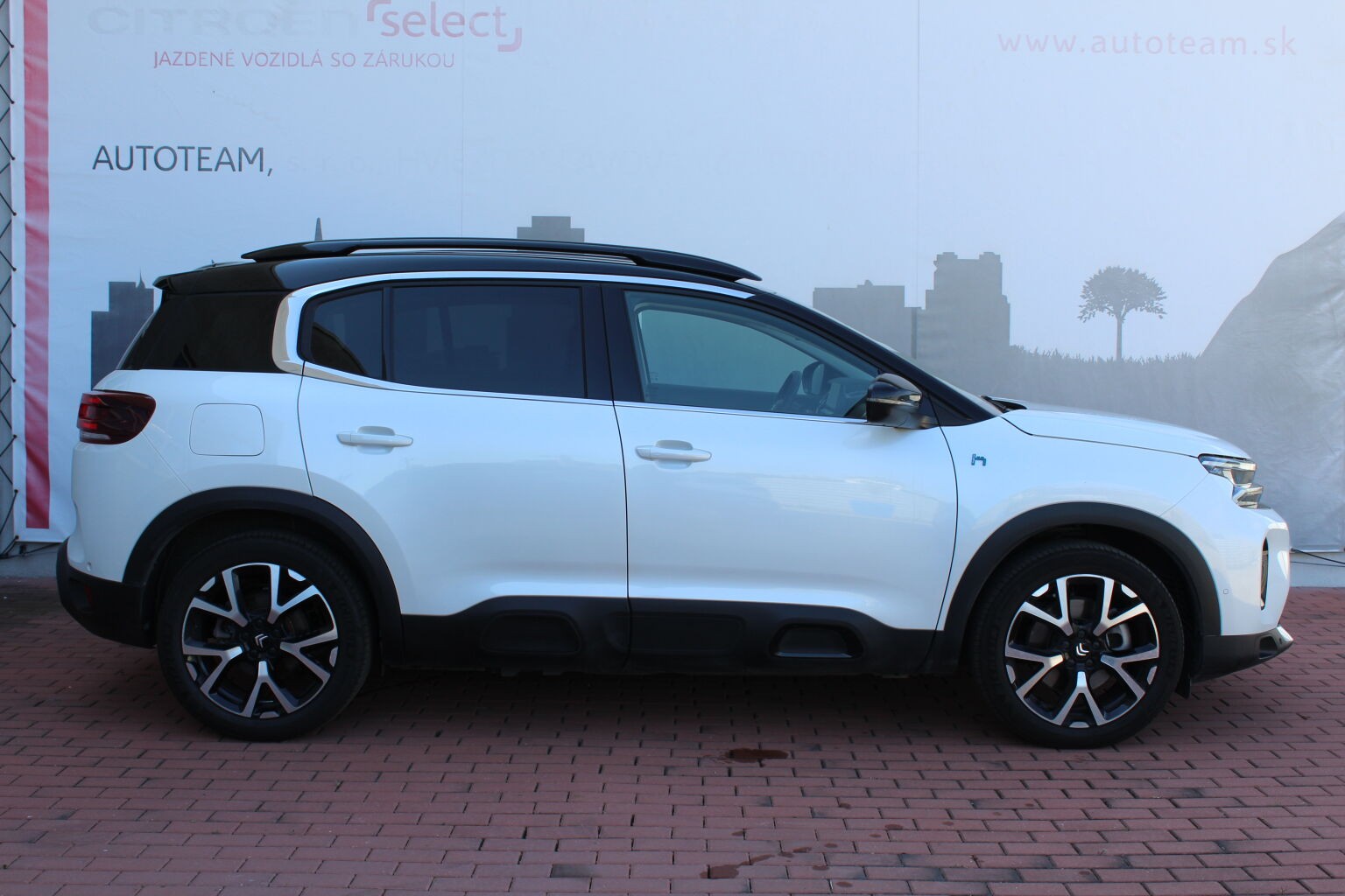 Citroën C5 Aircross MAX Plug-in Hybrid 225 e-EAT8 - Image 3