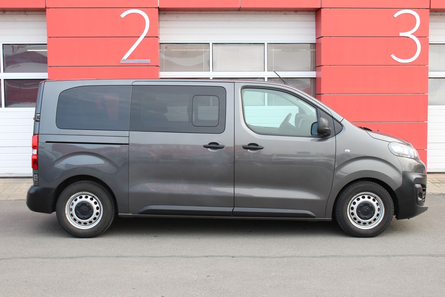 Citroën Jumpy Combi Confort M BlueHdi 150 S&S BVM6 (L2 2,0) - Image 4