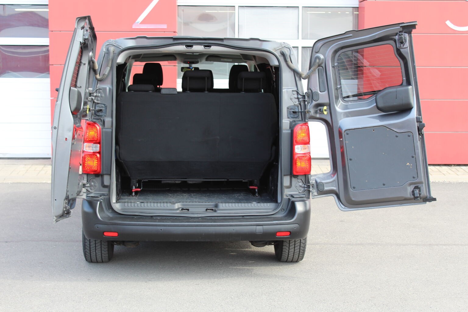 Citroën Jumpy Combi Confort M BlueHdi 150 S&S BVM6 (L2 2,0) - Image 7
