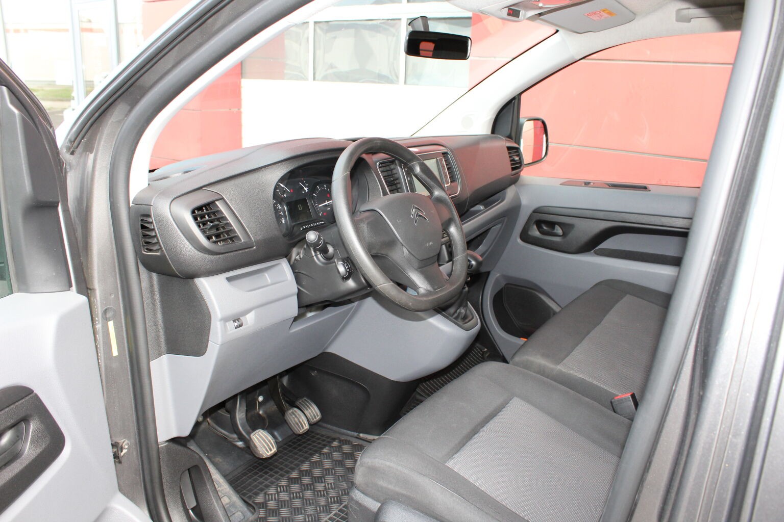 Citroën Jumpy Combi Confort M BlueHdi 150 S&S BVM6 (L2 2,0) - Image 10