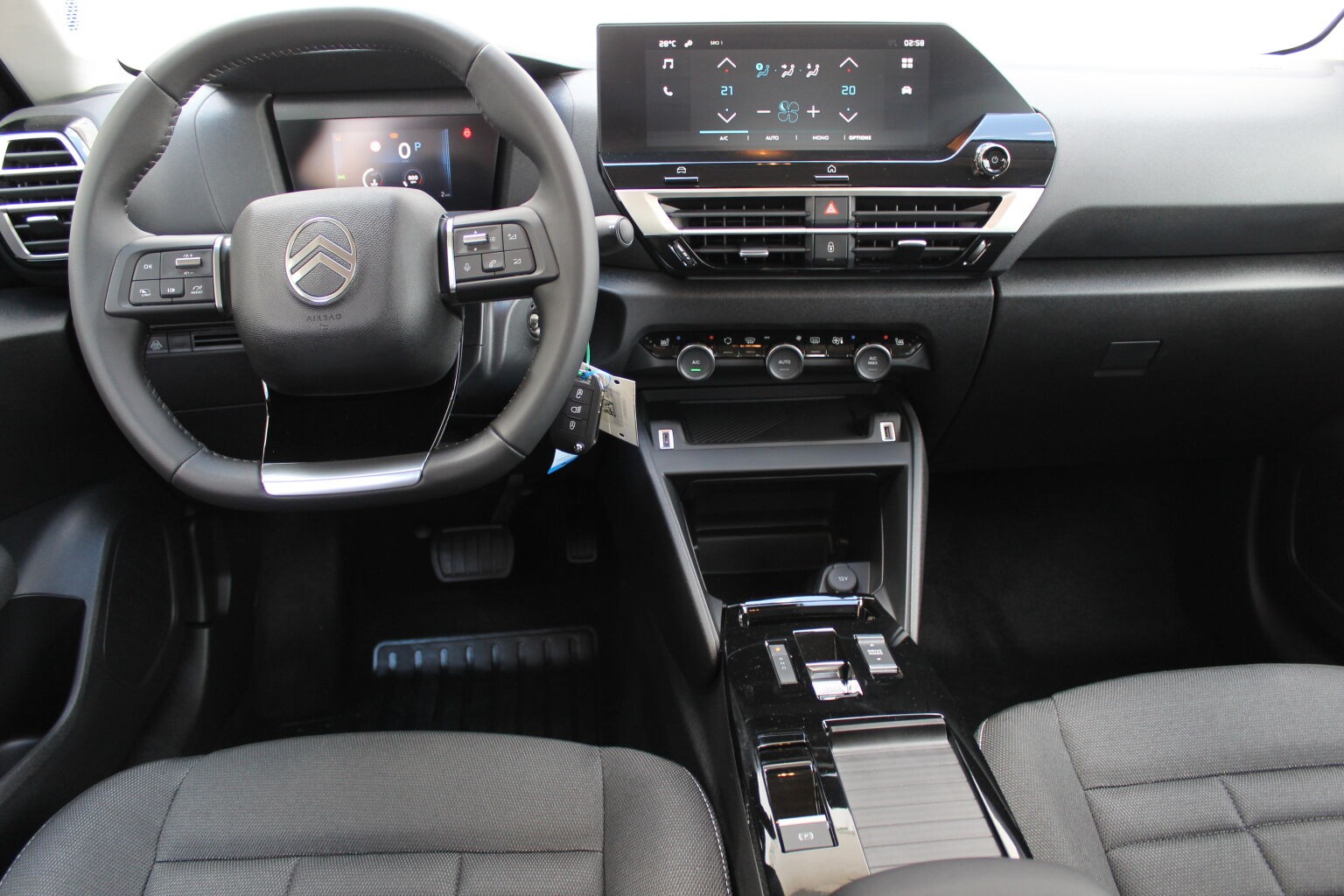 Citroën C4 PLUS PureTech 130 S&S EAT8 - Image 9