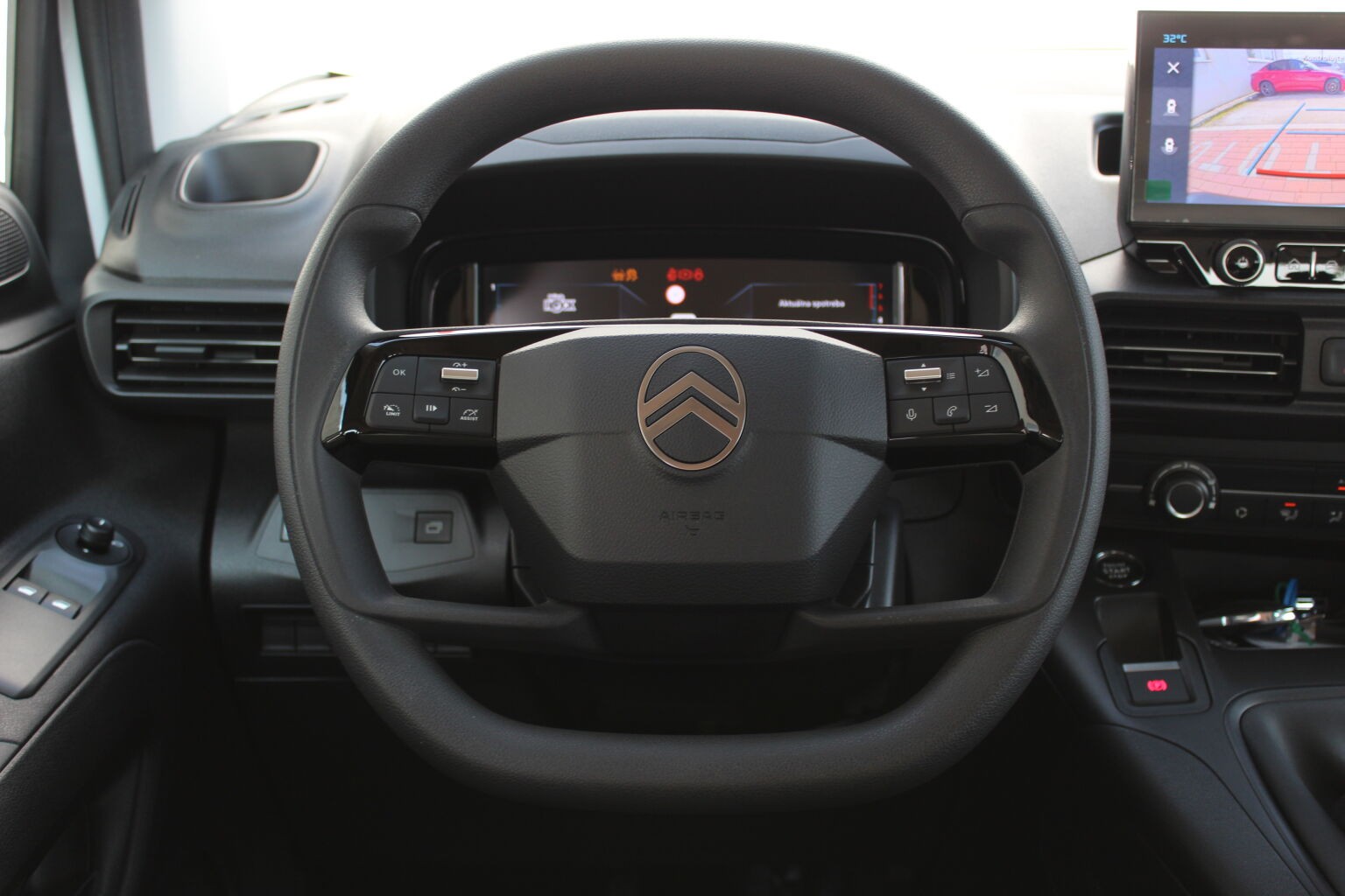 Citroën Berlingo PLUS M BlueHDi 100 S&S BVM6 - Image 10