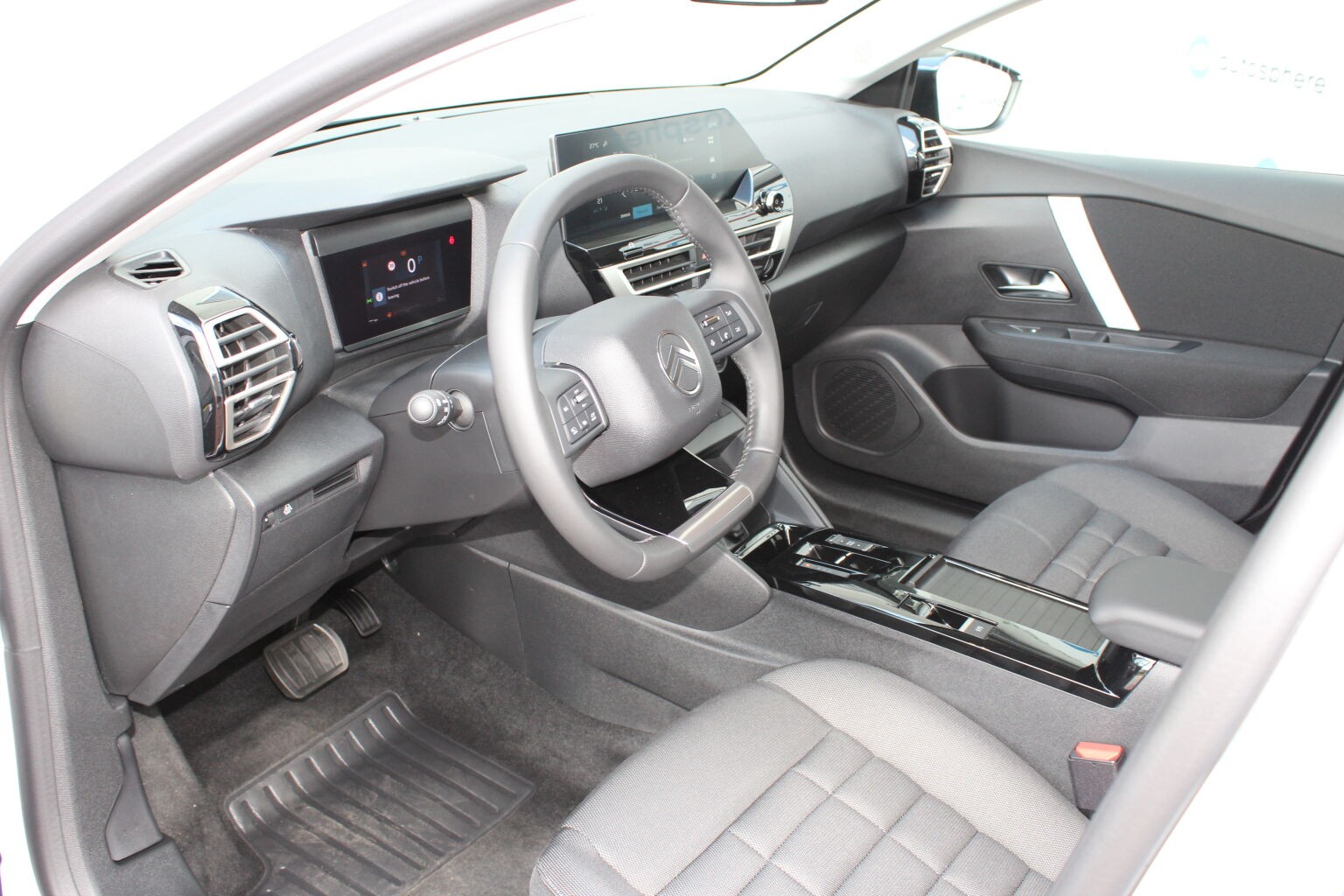 Citroën C4 PLUS PureTech 130 S&S EAT8 - Image 10